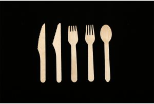 GL001 (wax or non wax) 160mm FSC wooden cutlery